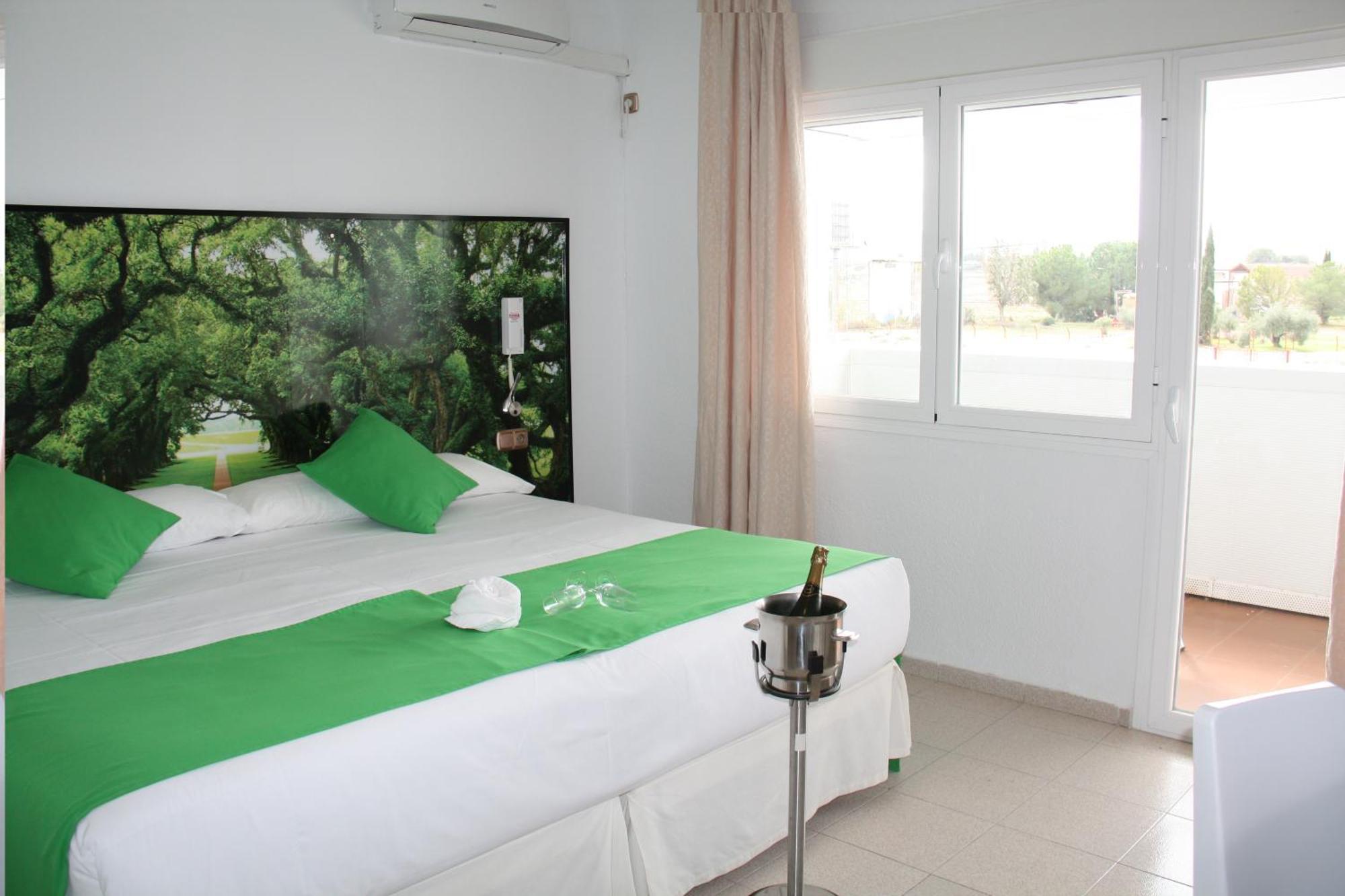 Hacienda Guadalquivir Hotell Córdoba Exteriör bild