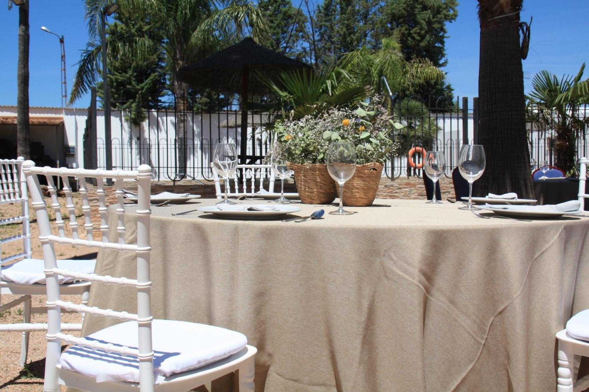 Hacienda Guadalquivir Hotell Córdoba Exteriör bild